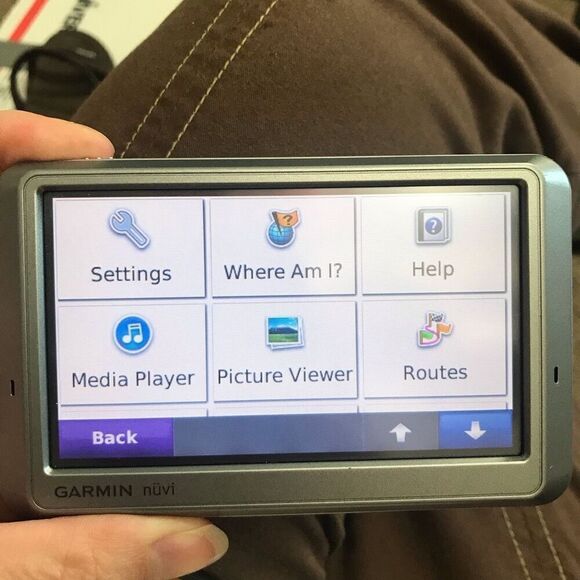 Garmin Nuvi 750 Travel Assistant Navigation Personal GPS - Picture 5 of 12